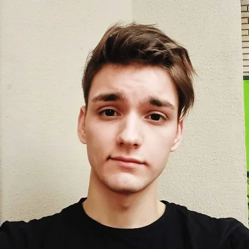 Mikhail Khlystalin